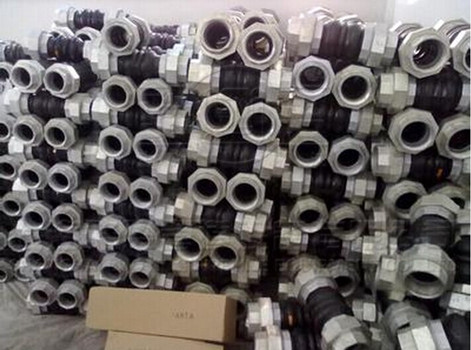 絲扣橡膠接頭和風(fēng)機盤管接頭的區(qū)別